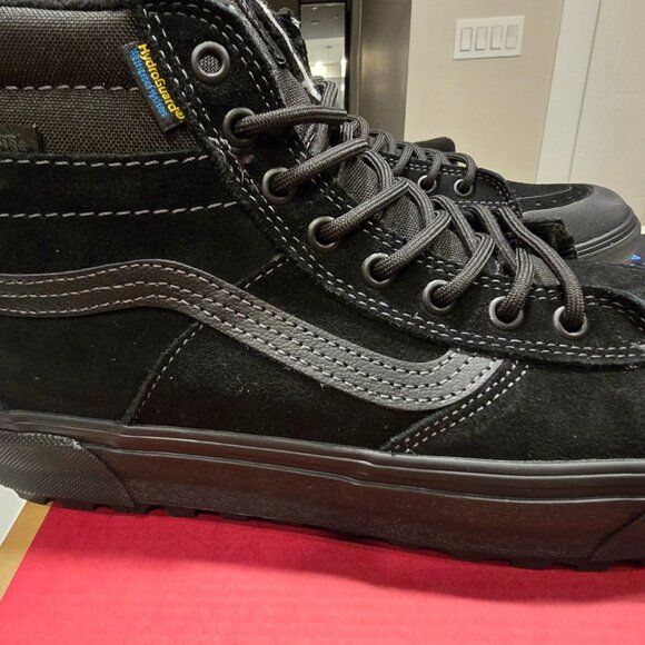 Vans MTE Sk8-Hi Waterproof Shoe Blackout Black VN000CVTBKA MENS SIZE 10 NEW - Picture 4 of 12
